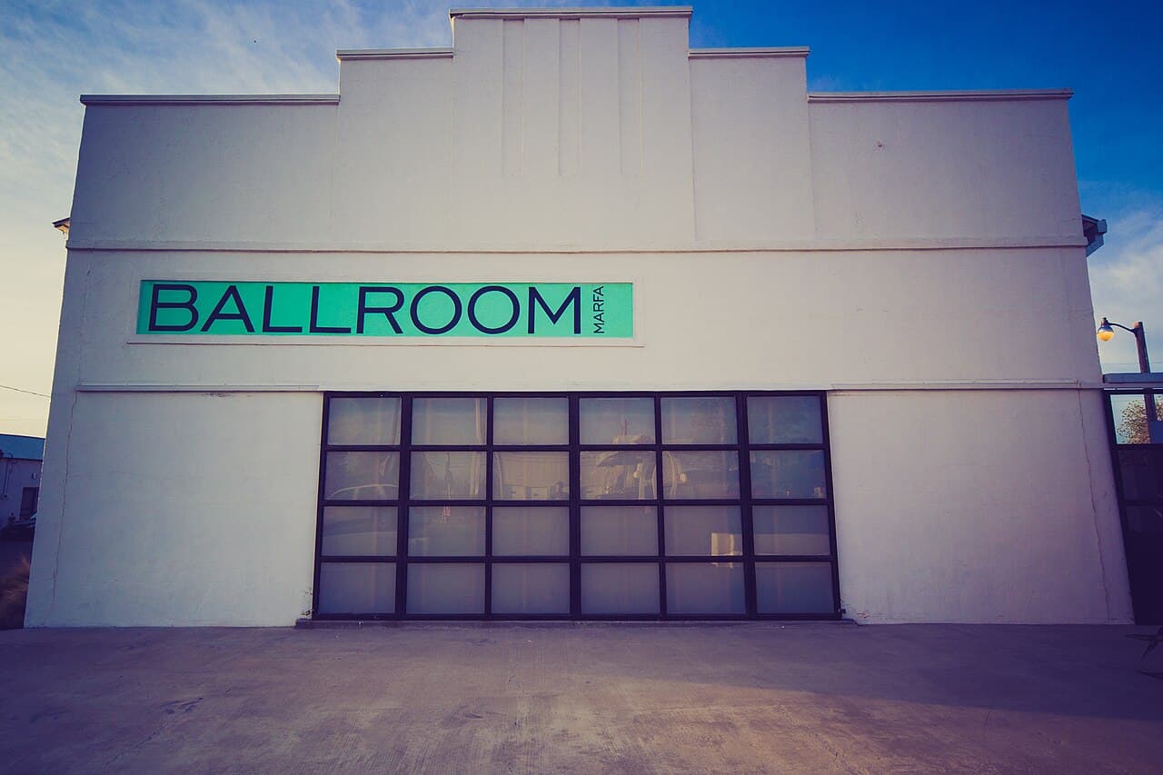 Ballroom Marfa, where Los Encuentros is on view